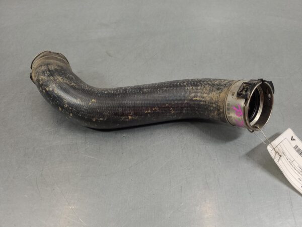 NISSAN NAVARA 2015-2025 INTERCOOLER NP300, LOWER TURBO TO INTERCOOLER HOSE (RH S - Image 2