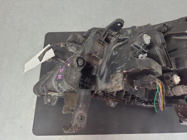 NISSAN NAVARA 2020-2025 RIGHT HEADLAMP NP300, W/ LED TYPE, 12/20- - Image 6