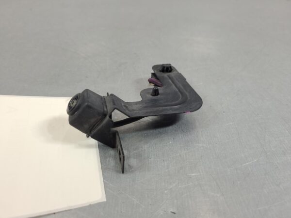 NISSAN NAVARA 2015-2025 CAMERA FRONT CAMERA (GRILLE MOUNTED), NP300, 05/15- - Image 2