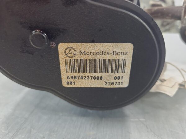 MERCEDES SPRINTER 2018-2025 CALIPER VS30, RH REAR, ELECTRIC BRAKE TYPE, RWD, NON - Image 9