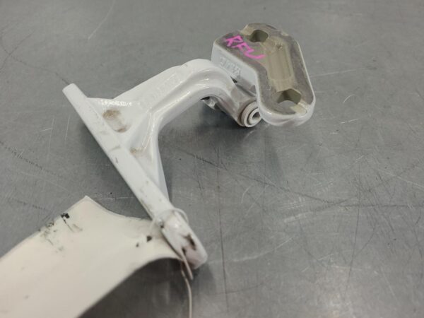 MERCEDES SPRINTER 2018-2025 DOOR HINGE/RUNNER RH FRONT DOOR (UPPER), VAN/CAB CHA - Image 13