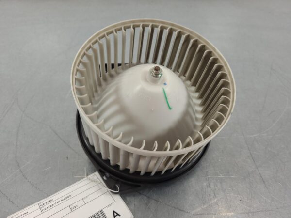 NISSAN NAVARA 2015-2025 HEATER FAN MOTOR NP300, 04/15-