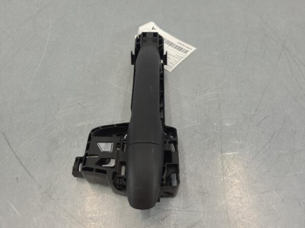 MERCEDES SPRINTER 2018-2025 DOOR HANDLE VS30, LH FRONT, OUTER, VAN/CAB CHASSIS, - Image 2