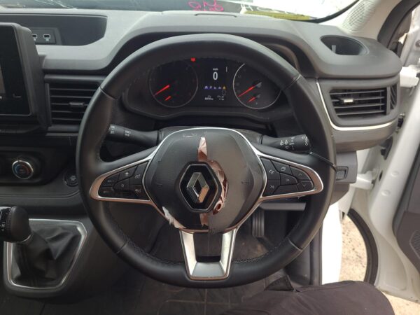 RENAULT TRAFIC 2015-2026 WHEEL COVER/HUB CAP X82, 01/15- - Image 34