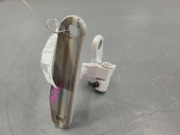 MERCEDES SPRINTER 2018-2025 DOOR HINGE/RUNNER RH FRONT DOOR (UPPER), VAN/CAB CHA - Image 15