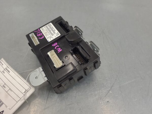 NISSAN NAVARA 2015-2025 ECU NP300, BODY CONTROL MODULE, P/N 284B16KG5A, 04/15- - Image 2