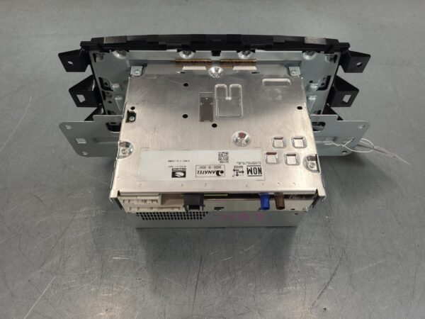 NISSAN NAVARA 2018-2025 STEREO/HEAD UNIT NP300, HEAD UNIT, W/ DISPLAY UNIT, 8IN - Image 23