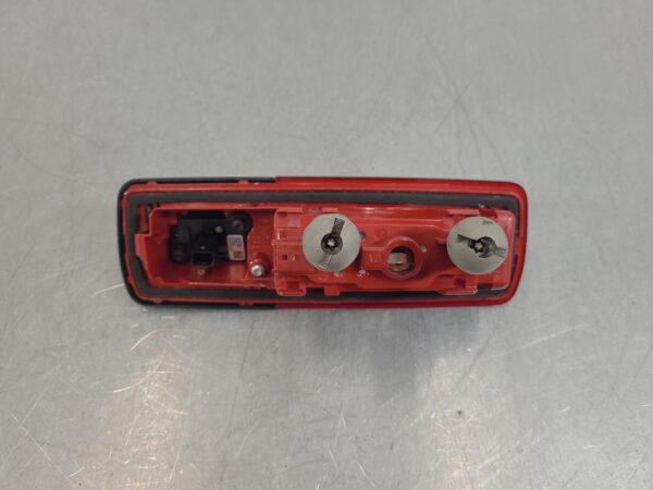 RENAULT TRAFIC 2015-2025 HIGH LEVEL STOPLIGHT X82, BARN DOOR TYPE, 01/15- - Image 4