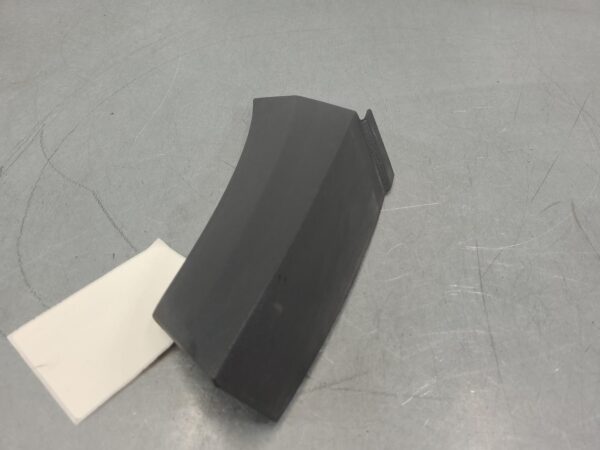 MERCEDES SPRINTER 2018-2025 BODY/DOOR MOULD VS30, GUARD LOWER MOULDING (LH SIDE) - Image 2