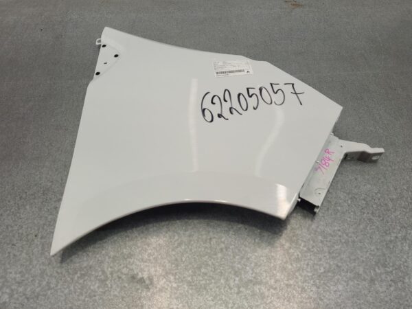 RENAULT TRAFIC 2022-2025 RIGHT GUARD X82, NON REPEATER TYPE, 01/22-