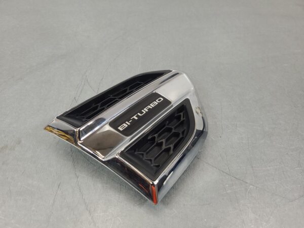 FORD RANGER 2015-2022 RIGHT GUARD PX SERIES 2-3, GUARD VENT, NON REPEATER LAMP,