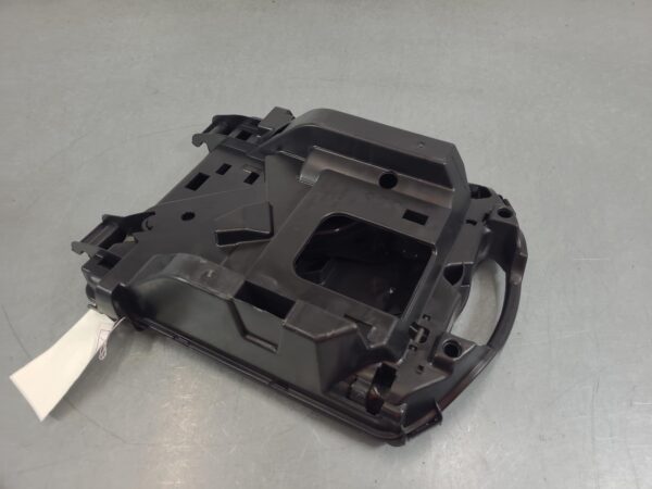 RENAULT TRAFIC 2015-2026 JACK/TOOL KIT X82, 01/15- - Image 21