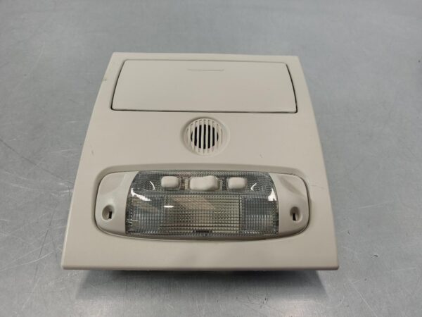 FORD RANGER 2011-2022 COURTESY LIGHT PX, FRONT, W/ SENSOR, AMBIENT LIGHTS TYPE,