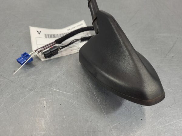 FORD RANGER 2018-2022 ANTENNA CENTRE REAR, ROOF MOUNTED, PX, 09/18-04/22 - Image 4