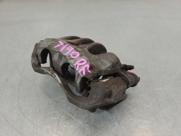 MERCEDES VITO 2004-2015 CALIPER RH FRONT, BREMBO TYPE, 639, 05/04-02/15