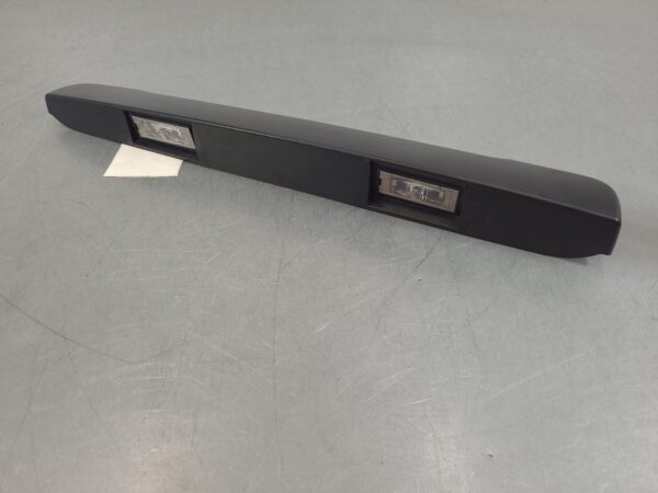 RENAULT TRAFIC 2015-2025 REAR GARNISH BARN DOOR GARNISH (LH SIDE), X82, 01/15- - Image 2