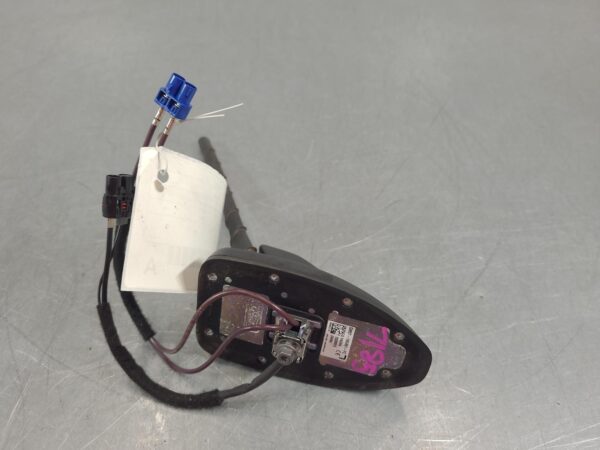 FORD RANGER 2018-2022 ANTENNA CENTRE REAR, ROOF MOUNTED, PX, 09/18-04/22 - Image 16