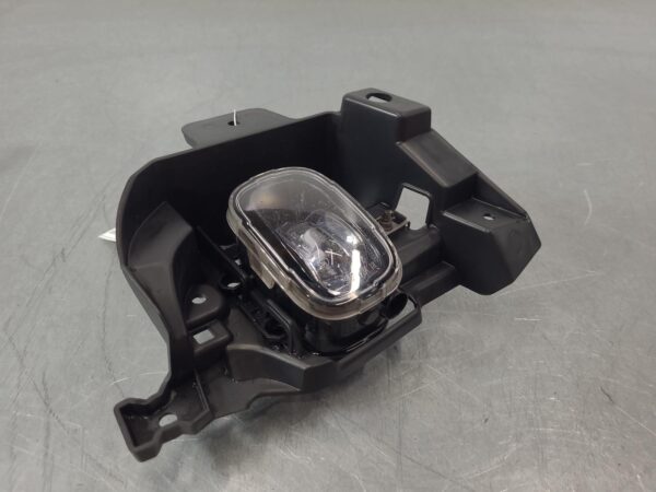 RENAULT TRAFIC 2022-2025 LEFT INDICATOR/FOG/SIDE BUMPER FOGLAMP, W/ LED TYPE, X8 - Image 4