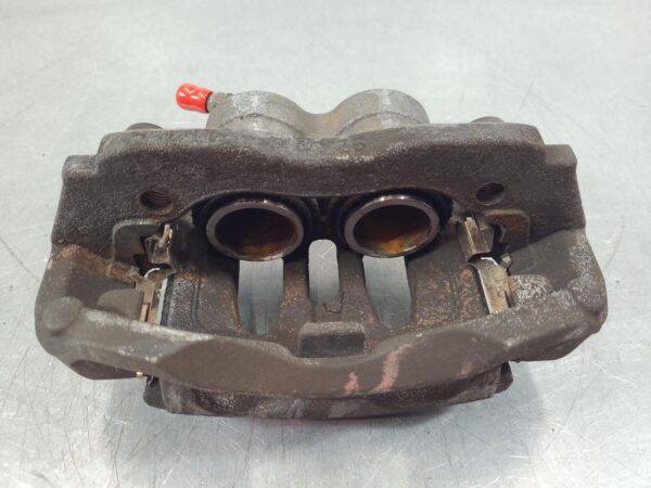 MERCEDES VITO 2004-2015 CALIPER RH FRONT, BREMBO TYPE, 639, 05/04-02/15 - Image 4