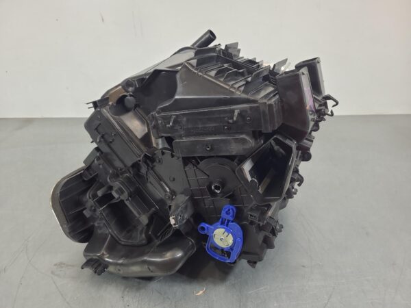 RENAULT TRAFIC 2015-2026 HEATER CORE/BOX X82, 01/15- - Image 4