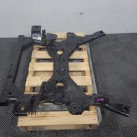 MERCEDES VITO 2011-2015 FRT XMEMBER/CRADLE 639, 4CYL, LATE TYPE, 02/11-02/15