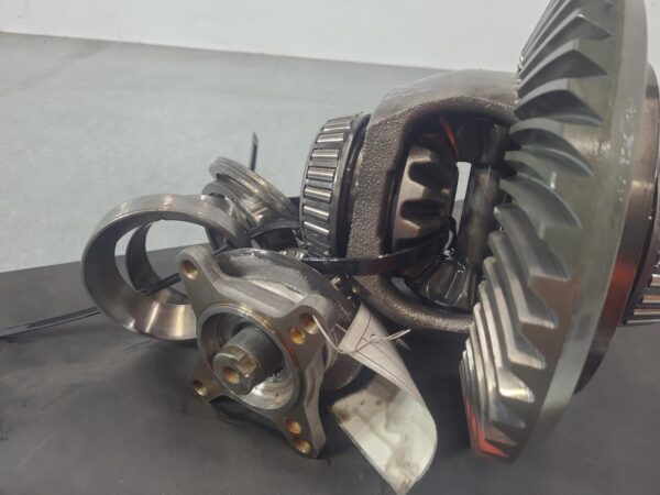 MERCEDES SPRINTER 2018-2025 REAR DIFF ASSEMBLY VS30, RATIO 3.692, 05/18- - Image 18