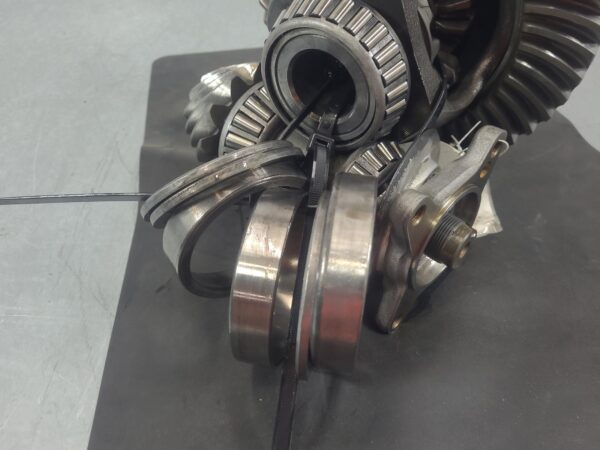 MERCEDES SPRINTER 2018-2025 REAR DIFF ASSEMBLY VS30, RATIO 3.692, 05/18- - Image 15