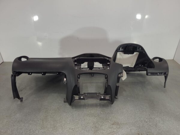 NISSAN NAVARA 2020-2025 DASH ASSEMBLY NP300,12/20-
