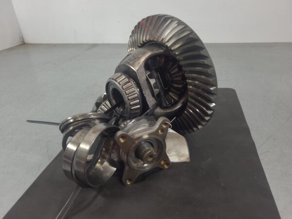 MERCEDES SPRINTER 2018-2025 REAR DIFF ASSEMBLY VS30, RATIO 3.692, 05/18- - Image 5