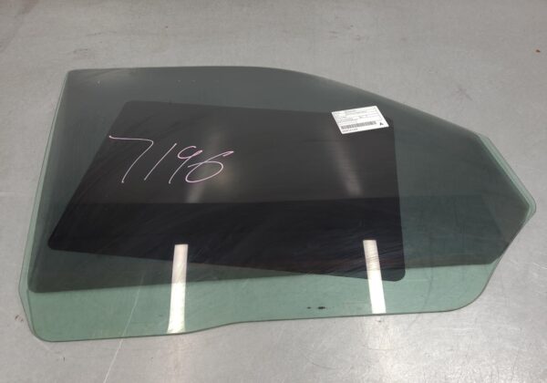 VOLKSWAGEN TRANSPORTER 2015-2024 RIGHT FRONT DOOR WINDOW T6, 07/15-08/24