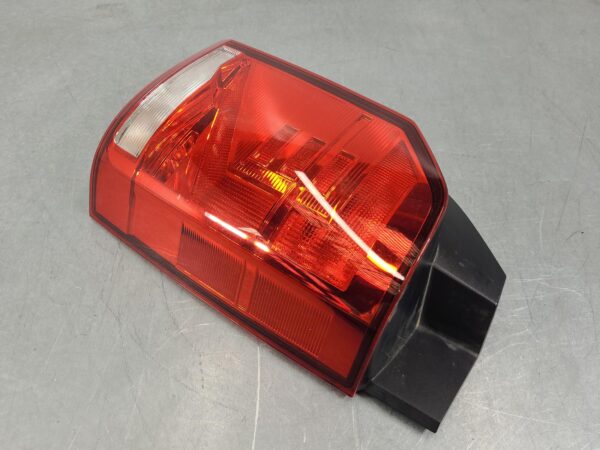 VOLKSWAGEN TRANSPORTER 2020-2024 RIGHT TAILLIGHT T6, IN BODY, HALOGEN TYPE, 08/2