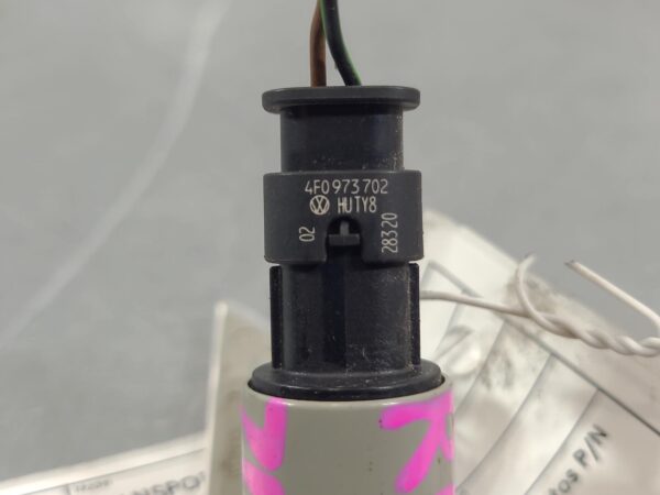 VOLKSWAGEN TRANSPORTER 2020-2024 RIGHT INDICATOR/FOG/SIDE GUARD FLASHER (REPEATE - Image 6