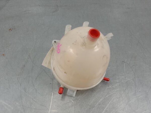 VOLKSWAGEN TRANSPORTER 2015-2024 OVERFLOW BOTTLE T6, 07/15-08/24 - Image 4