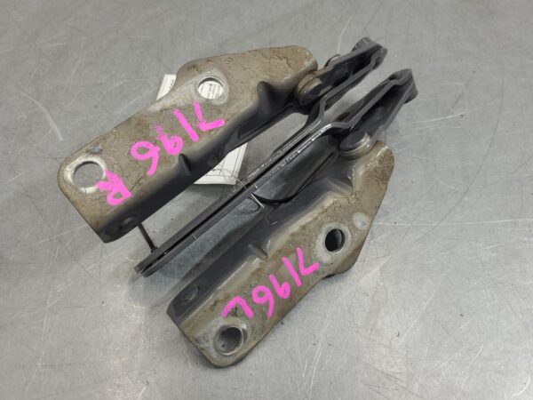 VOLKSWAGEN TRANSPORTER 2015-2024 BONNET HINGE/STRUT T6, HINGES (PAIR), 07/15-08/ - Image 6