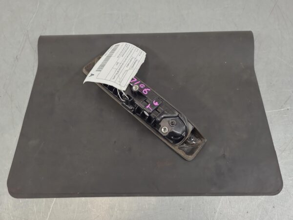 VOLKSWAGEN TRANSPORTER 2015-2024 TAILGATE HANDLE T6, TAILGATE RELEASE SWITCH (ON - Image 6