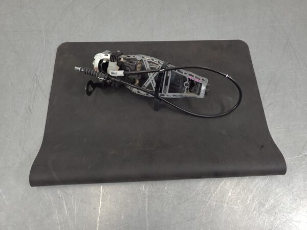 VOLKSWAGEN TRANSPORTER 2015-2024 DOOR HANDLE LH FRONT, OUTER, COLOUR CODED, T6, - Image 17