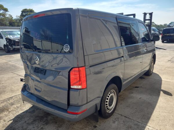 VOLKSWAGEN TRANSPORTER 2015-2024 DOOR HINGE/RUNNER T6, UPPER, SLIDING DOOR GUIDE - Image 9