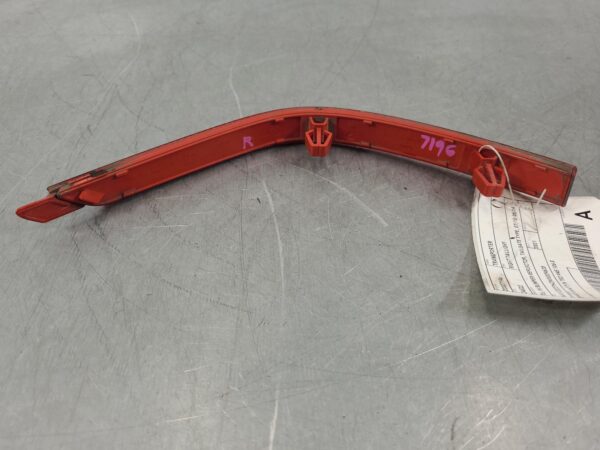 VOLKSWAGEN TRANSPORTER 2015-2024 RIGHT TAILLIGHT T6, IN BUMPER REFLECTOR, TAILGA - Image 3