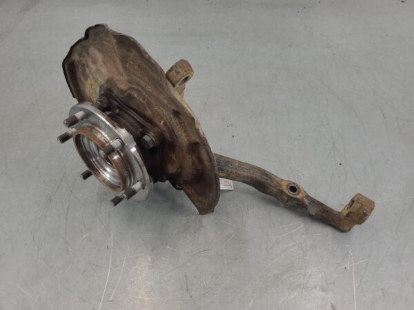 TOYOTA HILUX 2005-2015 LEFT FRONT HUB ASSEMBLY 4WD, NON ABS TYPE, 02/05-08/15 - Image 2