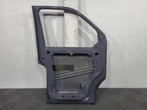 VOLKSWAGEN TRANSPORTER 2015-2024 LEFT FRONT DOOR T6, 07/15-08/24 - Image 4
