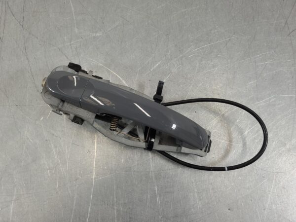 VOLKSWAGEN TRANSPORTER 2015-2024 DOOR HANDLE LH FRONT, OUTER, COLOUR CODED, T6, - Image 3