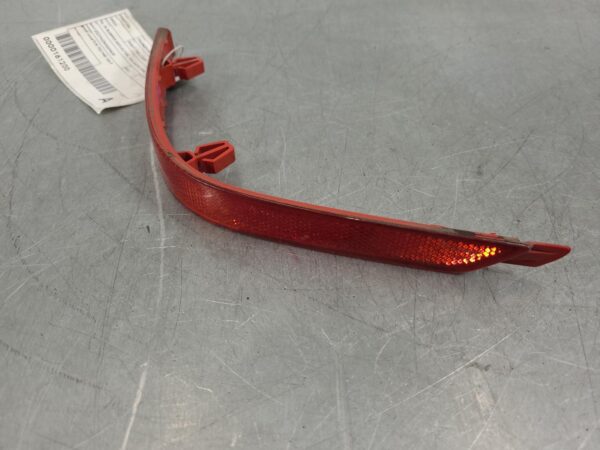 VOLKSWAGEN TRANSPORTER 2015-2024 RIGHT TAILLIGHT T6, IN BUMPER REFLECTOR, TAILGA - Image 2