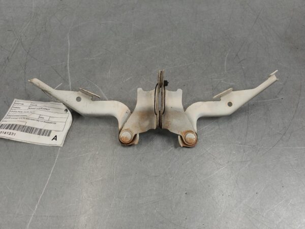 TOYOTA HILUX 2005-2011 BONNET HINGE/STRUT HINGES (PAIR), 03/05-06/11 - Image 4