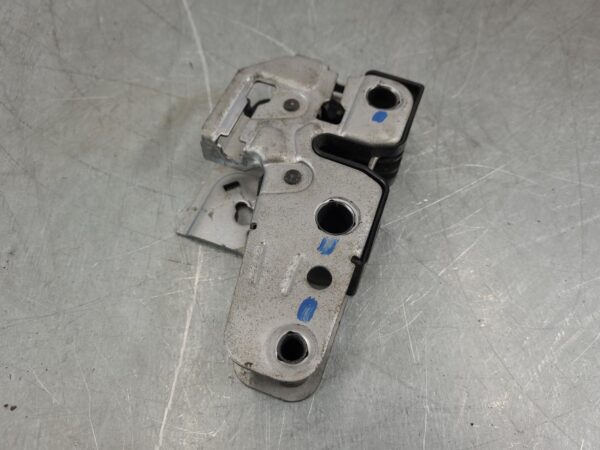 VOLKSWAGEN TRANSPORTER 2015-2024 BONNET LOCK/SUPPORT T6, LOCK MECHANISM, 07/15-0