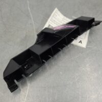 VOLKSWAGEN TRANSPORTER FRONT BAR BRKT/REINFORCEMENT BUMPER TO GUARD BRACKET (RH