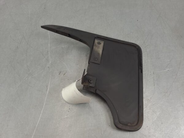 VOLKSWAGEN TRANSPORTER 2015-2024 MUD FLAPS T6, 07/15-08/24 - Image 5