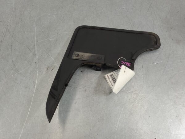 VOLKSWAGEN TRANSPORTER 2015-2024 MUD FLAPS T6, 07/15-08/24 - Image 4