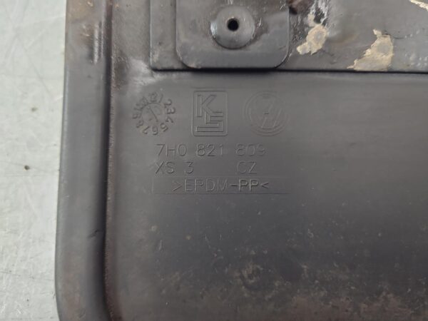 VOLKSWAGEN TRANSPORTER 2015-2024 MUD FLAPS T6, 07/15-08/24 - Image 7