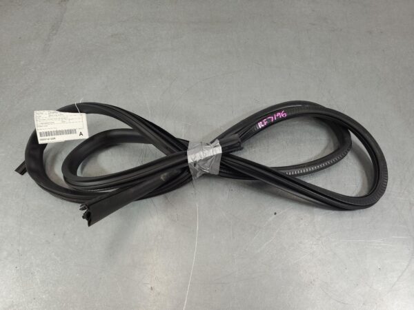 VOLKSWAGEN TRANSPORTER BODY SEAL RUBBER T6, RH FRONT, RUBBER SEAL, 07/15-08/24 1 - Image 6