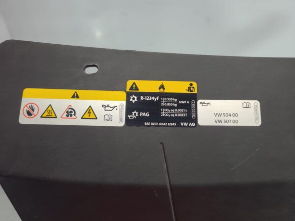 VOLKSWAGEN TRANSPORTER 2020-2024 RADIATOR GRILLE BUMPER GRILLE (CENTRE), T6, 08/ - Image 9